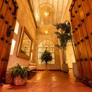 4* Отель Moet Boutique Adutls Only