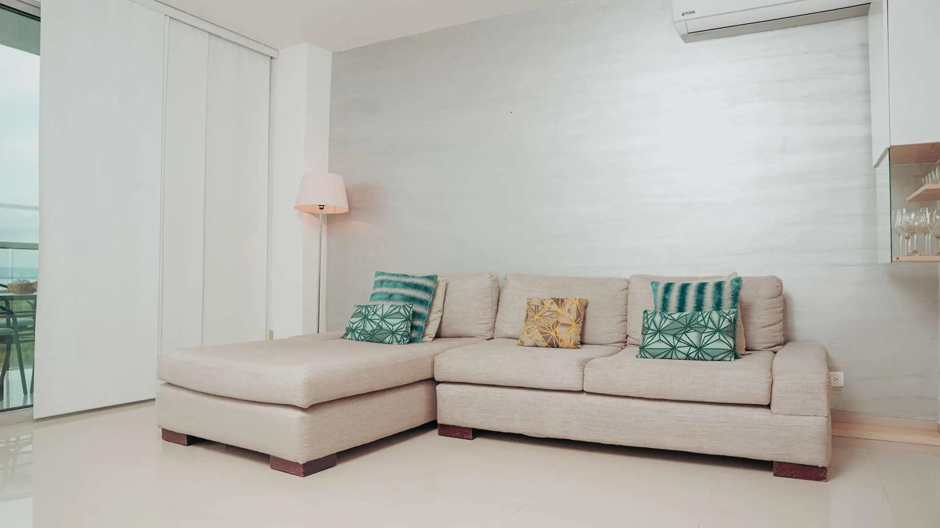 Apartamento Moderno Con Acceso A La Playa En Morros Cartagena